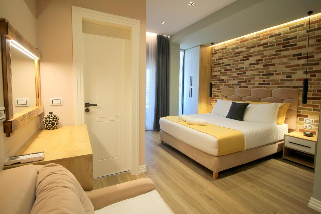Ngjela Apartments Sarandë Exterior foto